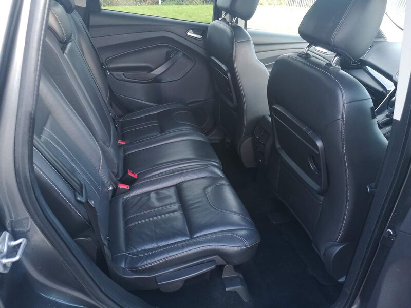FORD KUGA