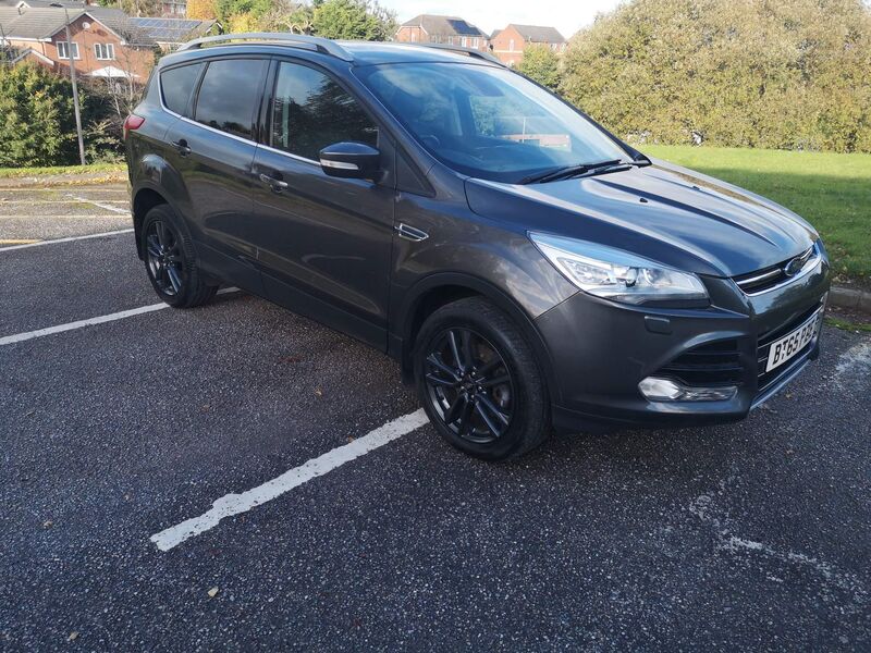 FORD KUGA