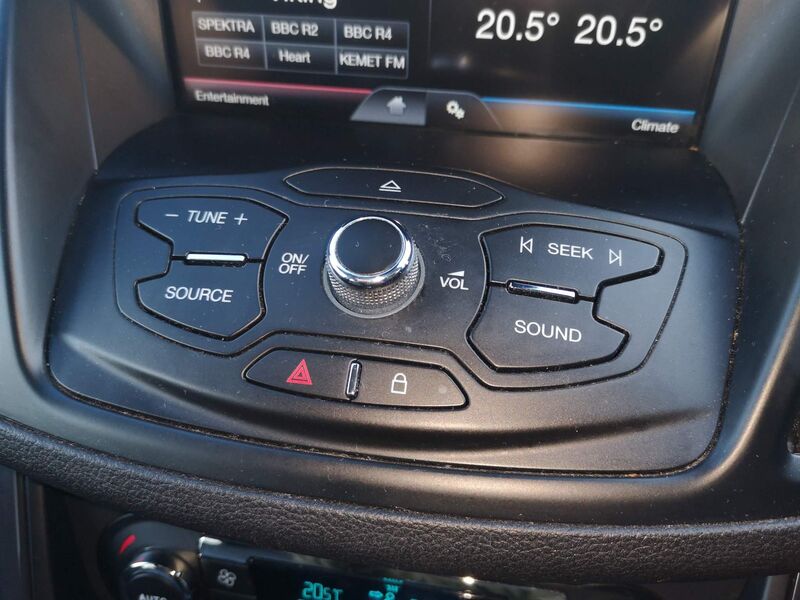 FORD KUGA
