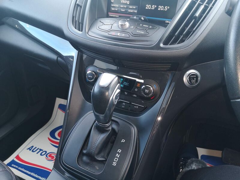 FORD KUGA