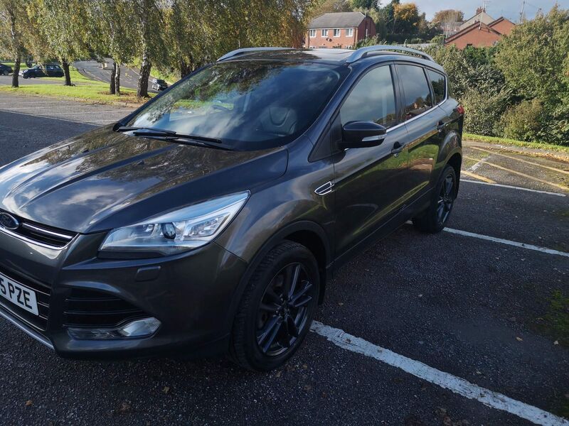 FORD KUGA