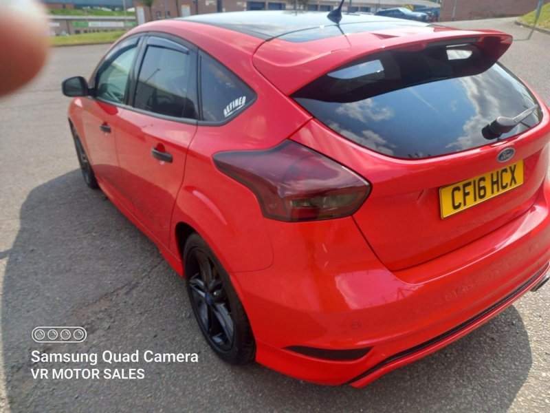 FORD FOCUS