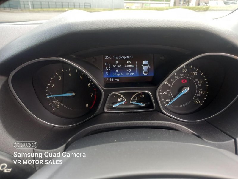 FORD FOCUS