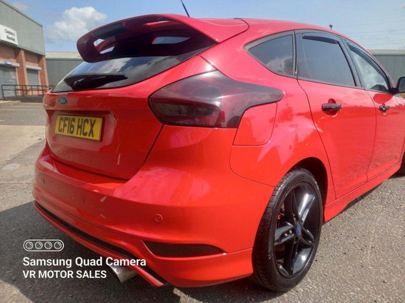 FORD FOCUS