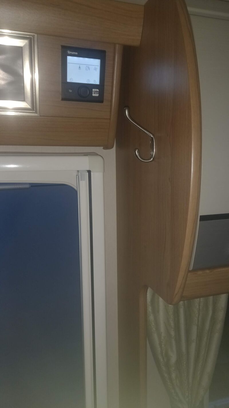 AUTO-TRAIL APACHE 632