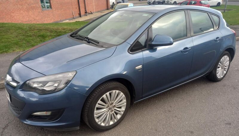 VAUXHALL ASTRA