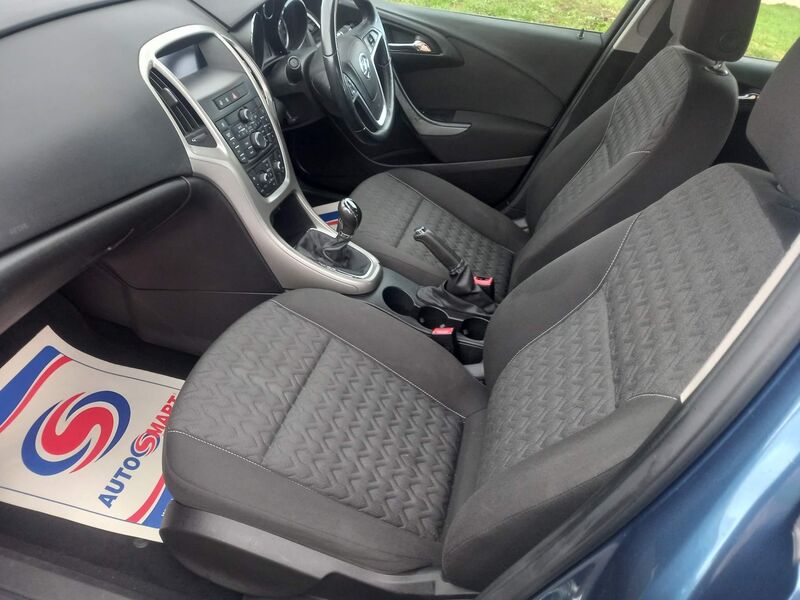 VAUXHALL ASTRA