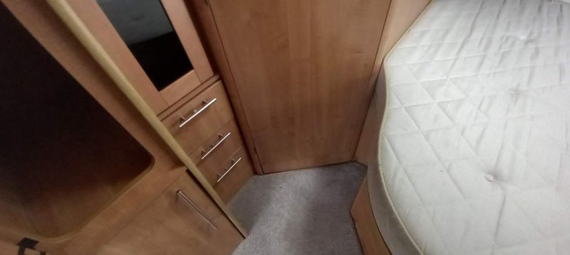AUTO-TRAIL CHEROKEE