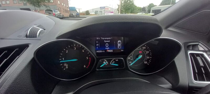 FORD KUGA