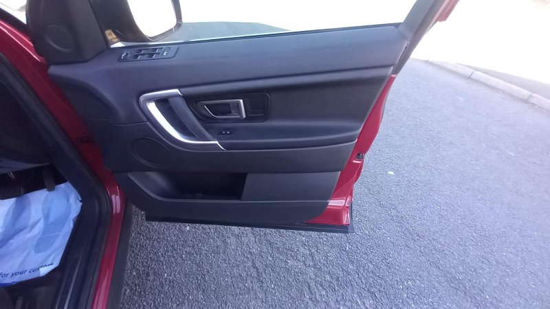 LAND ROVER DISCOVERY SPORT