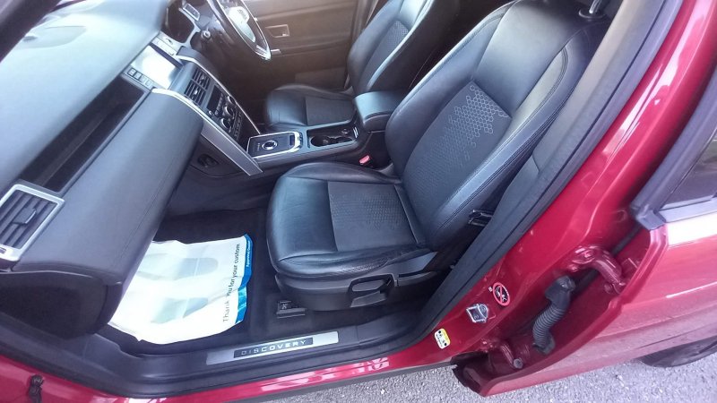 LAND ROVER DISCOVERY SPORT