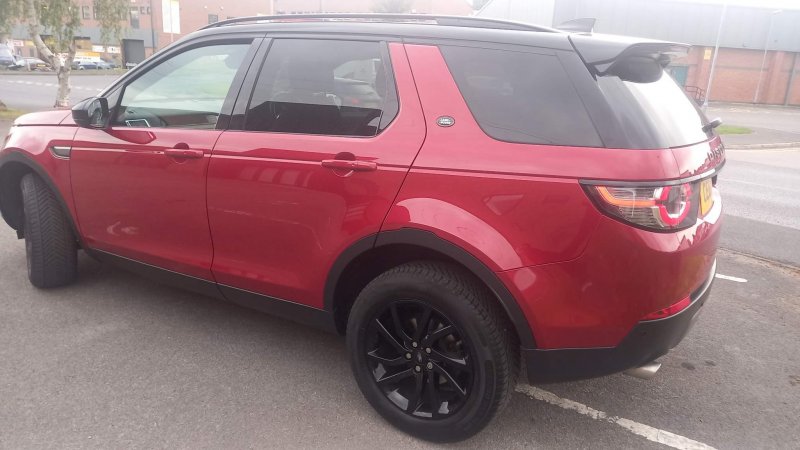 LAND ROVER DISCOVERY SPORT