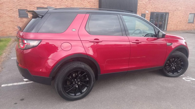 LAND ROVER DISCOVERY SPORT