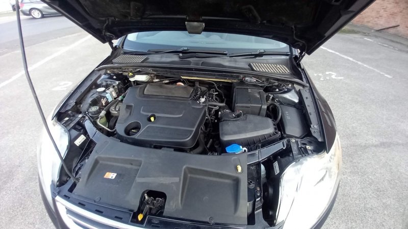 FORD MONDEO