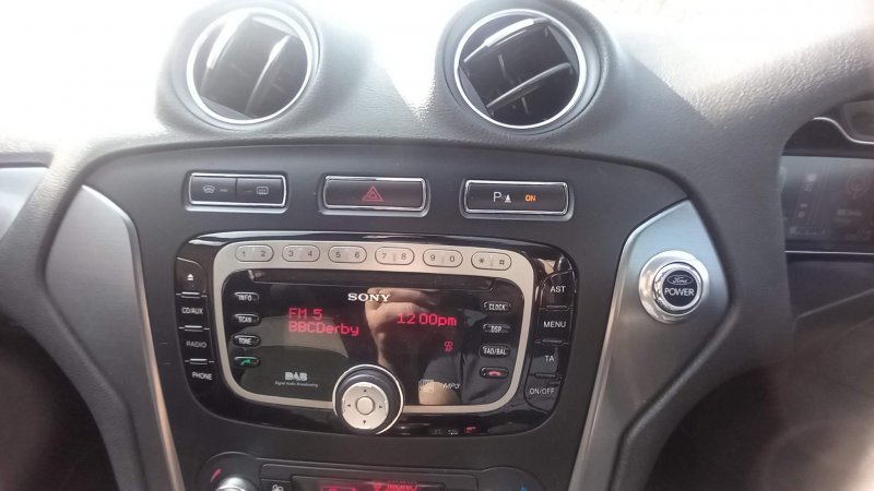 FORD MONDEO