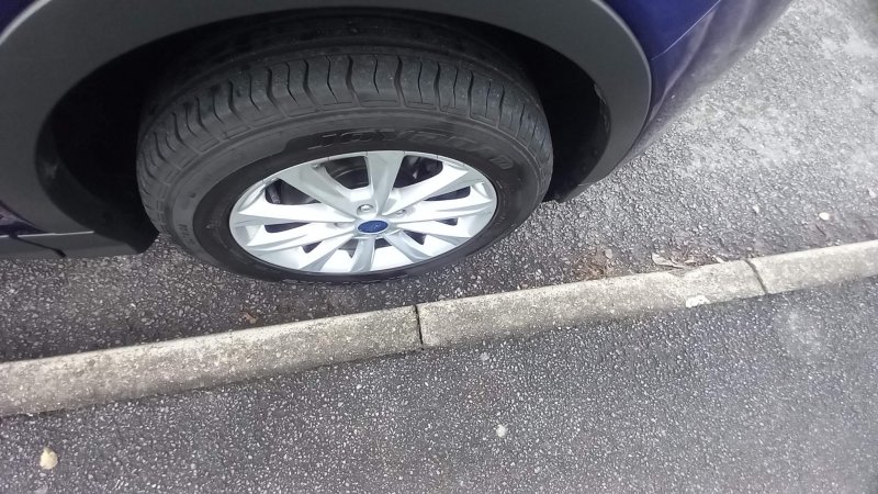 FORD KUGA