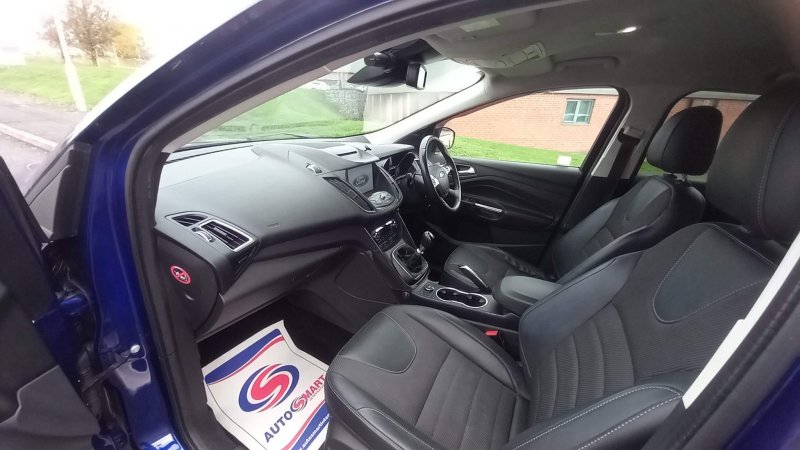 FORD KUGA