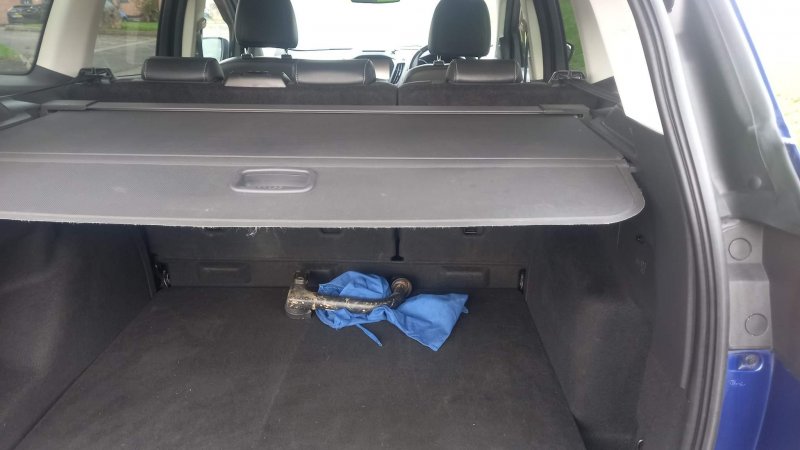 FORD KUGA