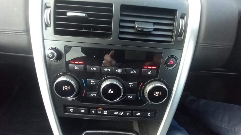 LAND ROVER DISCOVERY SPORT