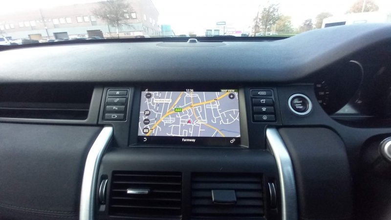LAND ROVER DISCOVERY SPORT