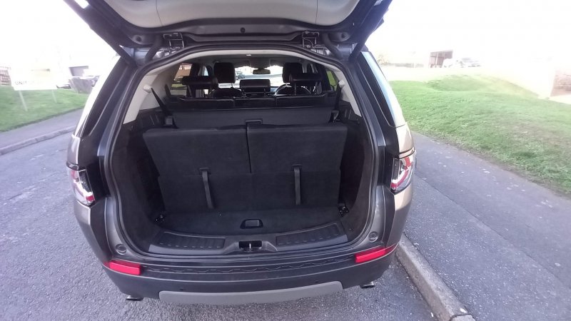 LAND ROVER DISCOVERY SPORT