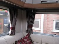AUTO-TRAIL APACHE 700