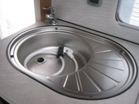 AUTO-TRAIL APACHE 700