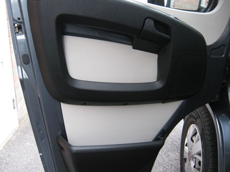 AUTO-TRAIL APACHE 700