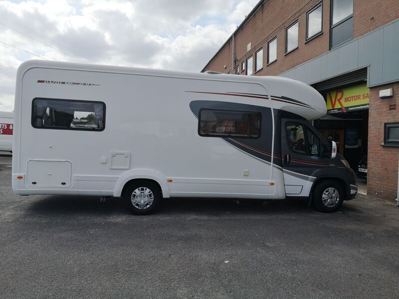 AUTO-TRAIL APACHE 700