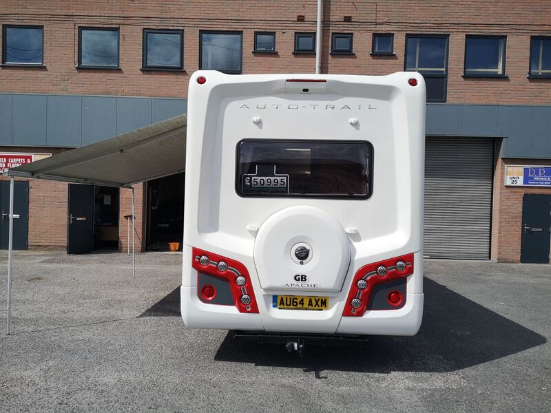 AUTO-TRAIL APACHE 700