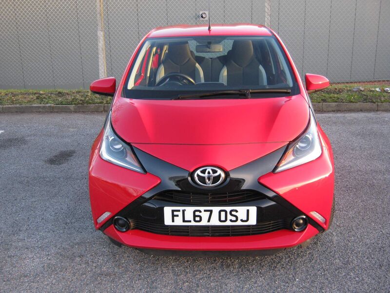 TOYOTA AYGO