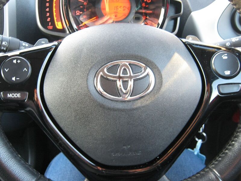 TOYOTA AYGO