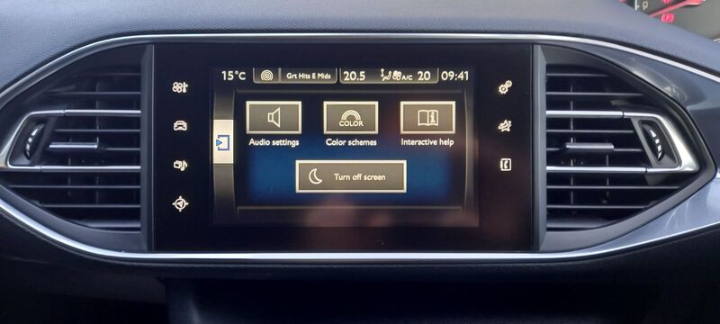PEUGEOT 308