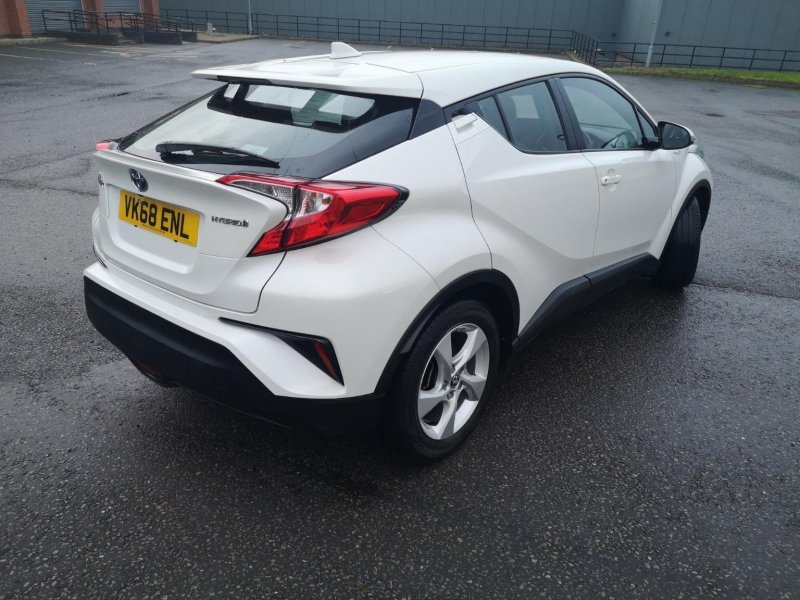 TOYOTA C-HR