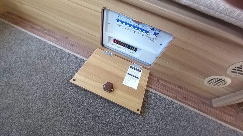 ELDDIS XPLORE 526