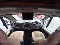 AUTO-TRAIL CHEROKEE