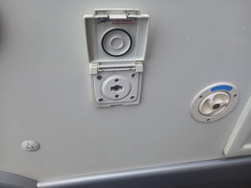 AUTO-TRAIL CHEROKEE