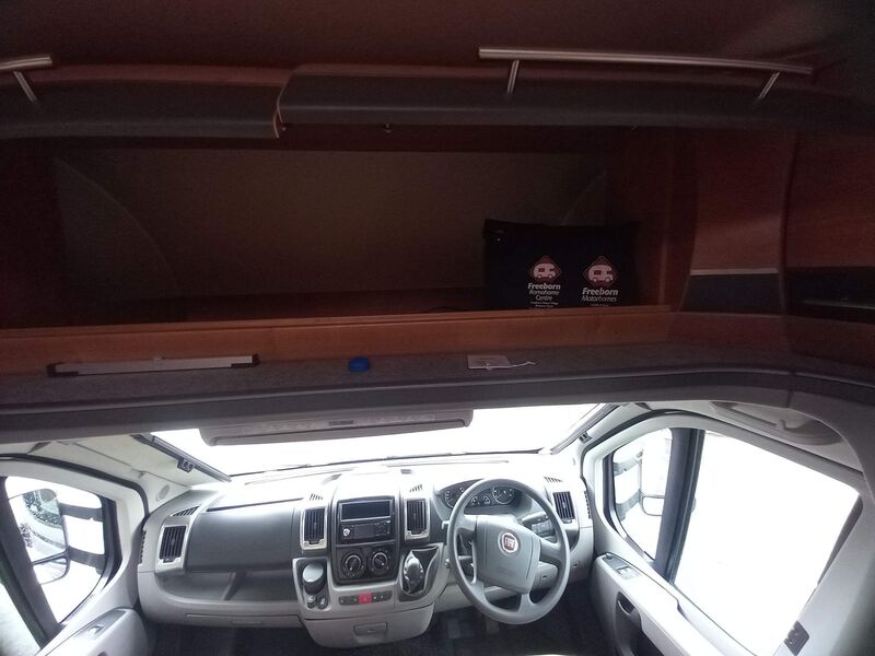 AUTO-TRAIL CHEROKEE