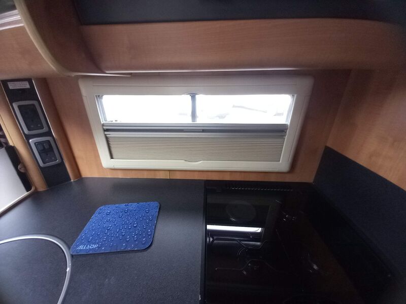 AUTO-TRAIL CHEROKEE