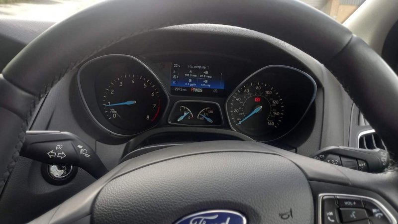 FORD FOCUS